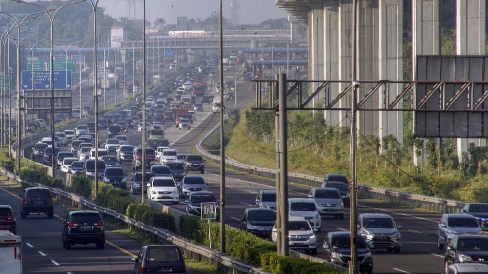 Cibubur Macet Total? Jambore Muslim Dunia Dimulai!