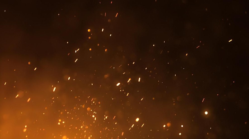 Maling Motor di Surabaya Gosong Diamuk Massa!