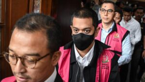 Anak Konglomerat Diduga Korupsi Minyak 3 Triliun?