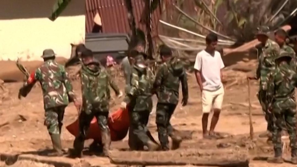 Palembayan Lumpuh Total! Korban Terus Dicari