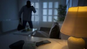 Kantor Gubernur Sulsel Diobrak abrik Maling Uang Tunai Jadi Incaran