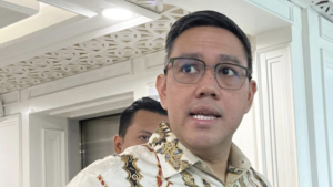 DPR Mendesak Komdigi Hati Hati Soal Wikipedia