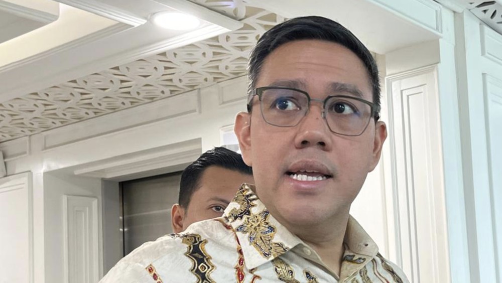 DPR Mendesak Komdigi Hati Hati Soal Wikipedia