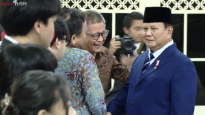 Rocky Gerung Bocorkan Obrolan Prabowo dan Teddy di Istana