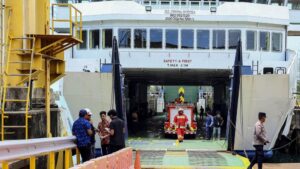 Mencekam KMP Aceh Hebat 2 Meledak 15 Korban Dilarikan
