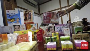BPOM Ungkap Jutaan Kosmetik Ilegal Banjiri E-commerce
