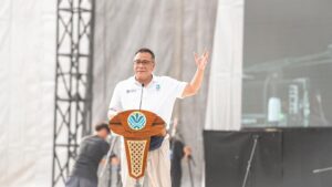Menteri Lingkungan Hidup Ajak Kita Selamatkan Bumi