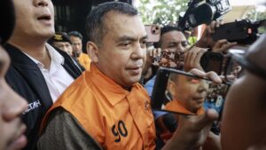 Petinggi Imigrasi Terjerat Gurita Suap Izin WNA