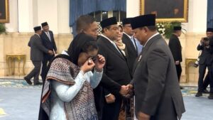 Bikin Merinding Tangis Nanik Deyang di Istana Negara