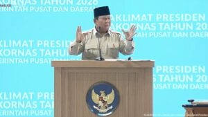 Prabowo: Aku Tetap Pantau Dari Atas Jika Berkhianat