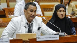 Hotman Paris Galang Dana Fantastis untuk YTR