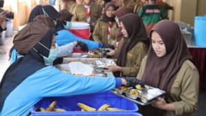 Kantin Sekolah Bakal Jadi Ujung Tombak Program MBG