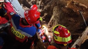 Detik Detik Pilu Balita Tewas di Lubang Proyek