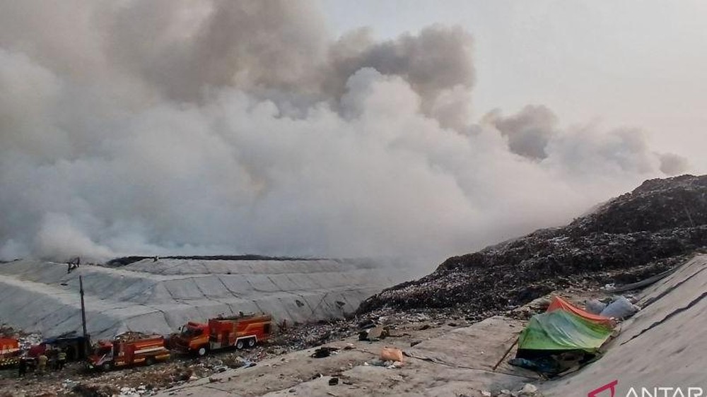 Jatiwaringin Darurat Kebakaran Langit Pun Turun Tangan
